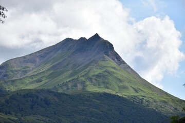 Fototapeta na wymiar Montagne Alpes 
