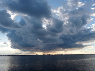 Obraz premium Storm over water