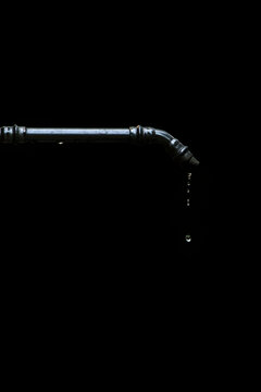 faucel with drops of water