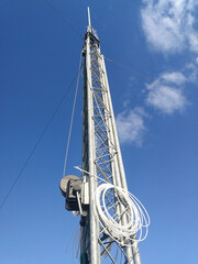 Antenna tower for telecommunications antennas