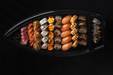 sushi boat
