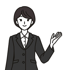 スーツ姿で紹介する女性