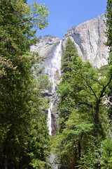 Wasserfall im Yosemite National Park in der Sierra Nevada, Kalifornien
