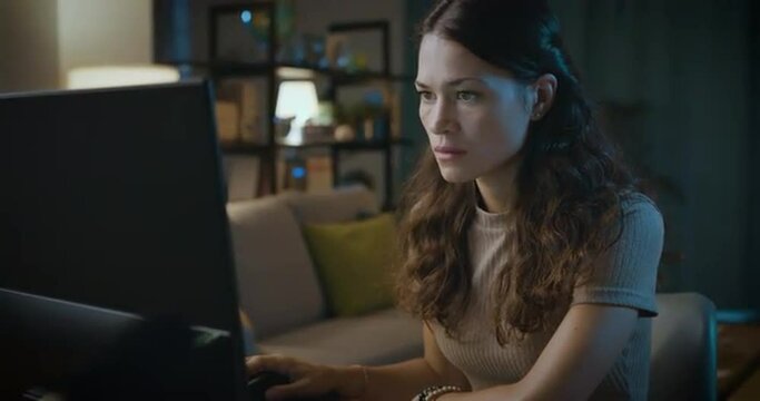 Disappointed woman having problems with her computer