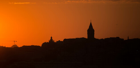 Obraz premium ıstanbul bosphours galata tower istanbul sunset