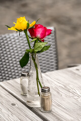 caf&eacute; restaurant brasserie terrasse Belgique Bruxelles manger alimentation fleur rose