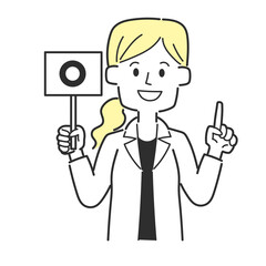 丸が書かれた札を持っている医師
