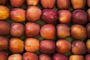 red apples in the market