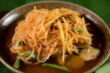 Tum Sua, Rice noodles, Thai food, spicy papaya salad