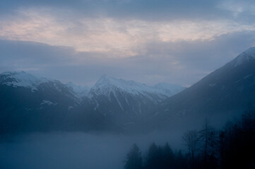 Fototapeta na wymiar Sunset view of the snow-covered Alps in Austria