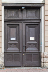 Double Doors Entrance