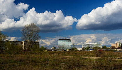 the building of the Police of Ukraine in the city of Severodonetsk against the background of clouds