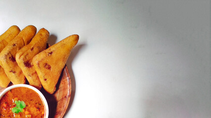 bread pakora or bread pakoda Indian dish with chickpea curry