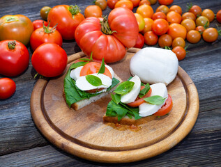 mozarella i pomidory