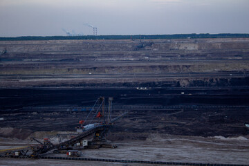 mine de charbon à ciel ouvert