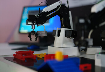 Model industrial robot arm industrial manipulator for making production