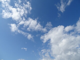 秋の空と雲