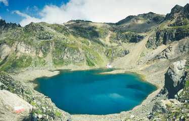 Fototapeta na wymiar Blue Mountain Lake in Austria (Eissee)