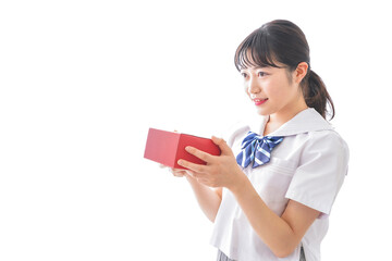 ビューティーケアをする若い女性