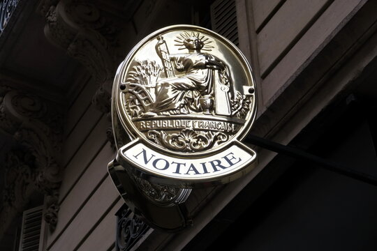 Plaque de Notaire. Paris. 19/09/2021.