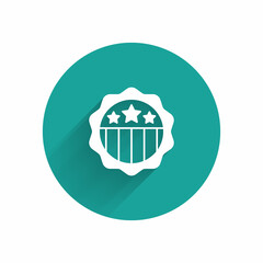 White USA Independence day icon isolated with long shadow background. 4th of July. United States of America country. Green circle button. Vector