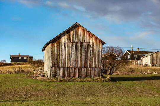 old farm house, Høvringen, Rondane, Norway, spring