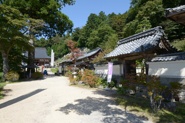 Fototapeta premium 観音正寺 境内 滋賀県近江八幡市