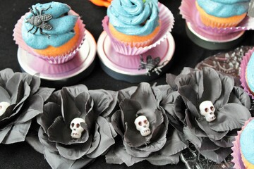 Halloween pastry: cupcakes with decoration of 