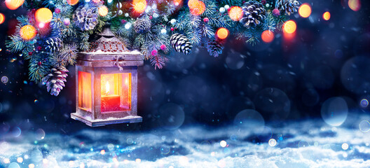 Fototapeta Christmas Lantern In Night With Snow And Fir Branch obraz