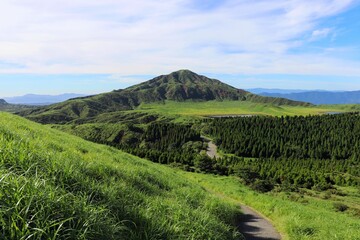 杵島岳から望む烏帽子岳