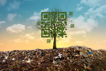 Tree shaped like qrcore in the garbage pile.