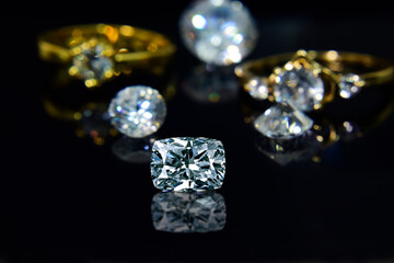Diamonds are real diamonds for jewelry making.