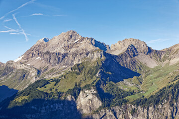 Sommets des alpes Suisses