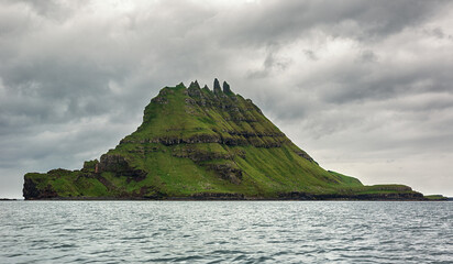 Dramatic island Tindholmur in Faroe islands. - 460620467