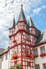 Brömserhof in der historischen Altstadt von Rüdesheim am Rhein