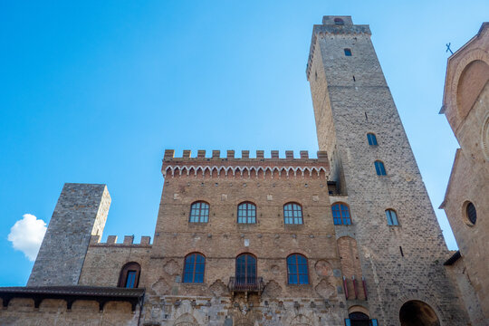San Gimignano, Tuscany, Italy - 2021.09.01 - Buildings of little town of San Gimignano, Tuscany, Italy