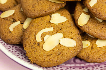 spicy cookies with sliced almonds