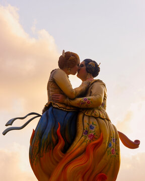 2021. Falleras giving a lesbian kiss, central ninot of the fallero monument of ESTUDIO CHUKY for a Torrent fault (Valencia, Spain)