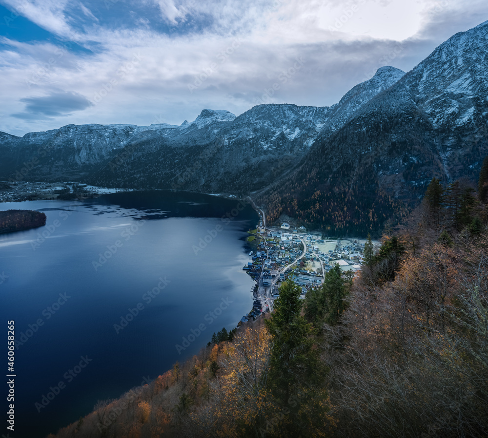 Sticker aerial view of hallstatt lahn with dachstein mountains on background - hallstatt, austria