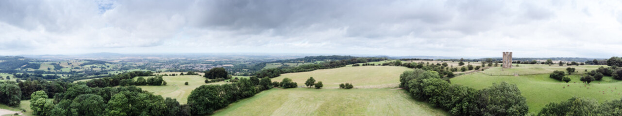 Fototapeta na wymiar landscape image from the air of Broadway Tower