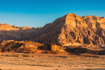 Obraz premium Scenic mountain view in Timna National Park, Arava Valley. Israel.