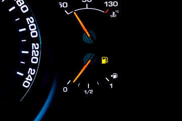 Fuel gauge, empty tank. photo of the counter
