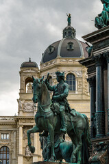 Fototapeta na wymiar Classical architecture in Vienna, Austria