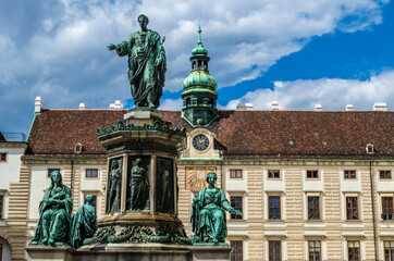 Fototapeta premium Classical architecture in Vienna, Austria