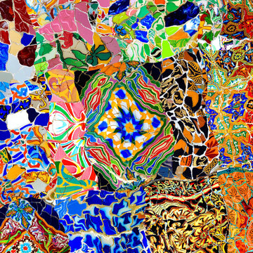 Gaudi Tiles Waved