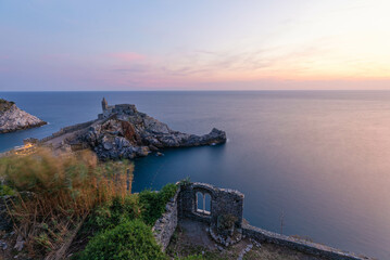 San Pietro in Portovenere im leuchtenden Abendrot