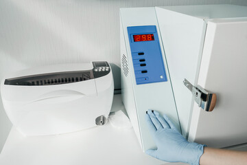 Professional disinfection of manicure tools in autoclave