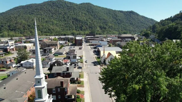 pineville kentucky aerial in 4k, small town america, small town usa, the suburbs, middle america