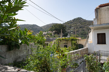 Fototapeta na wymiar view on the village of Argiropouli, Crete