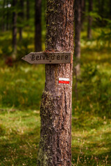 Panneau avec belvédère